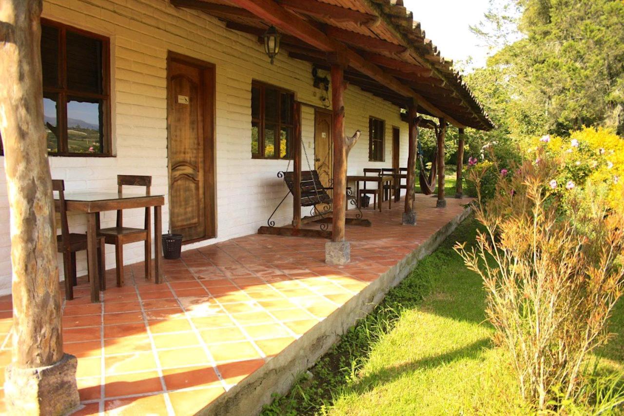 Hosteria Cananvalle Ibarra Exterior photo
